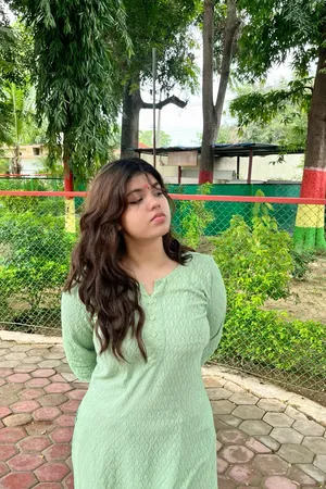 Spend time with sexy model call girls in Coimbatore to experience the surprise fantasy