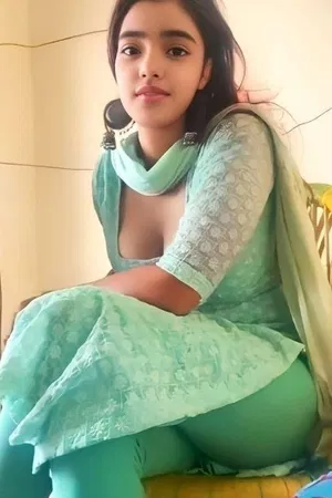 Hire the natural beauty Russian call girls in Hyderabad for unmatched enjoyment