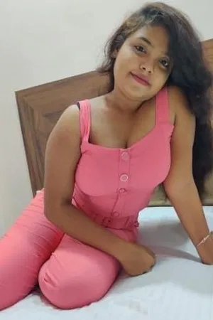 Feed your kinky expectations with elegant and cheap call girls in Hyderabad