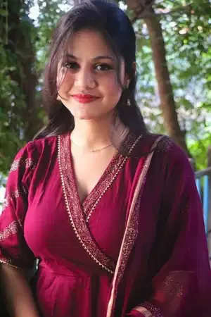 Akansha from Ghaziabad offering sensational services