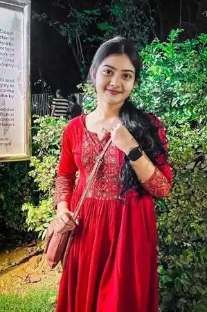This naughty call girl of Tambaram is satisfying everyone
