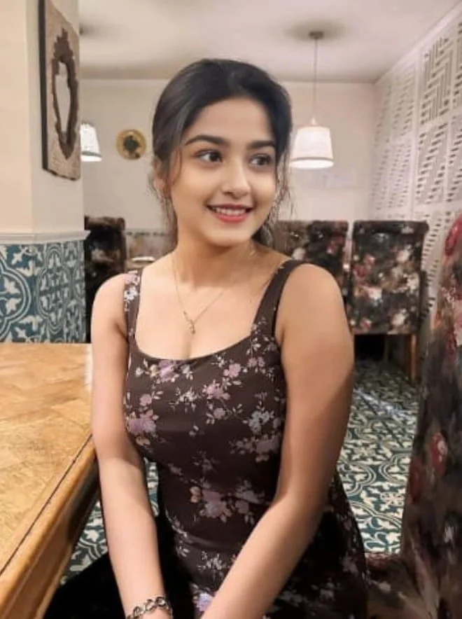 Have a Genuine Sex with Nitu at Affordable Rate in Charbagh
