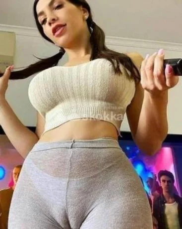 Get elite call girl service in Hazaratganj
