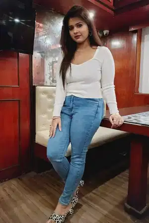 Nisha, I am a Ahmedabad desi call girl with my sweet boobs and wet pussy.