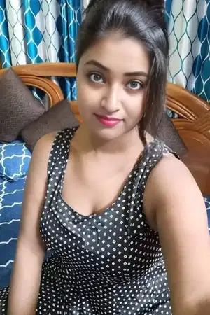 Come to Bhabhi call girl in Thane, I'll lead you to ecstasy anytime, day or night, baby.
