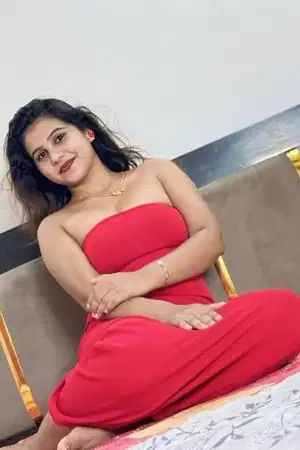 A curvy low-cost call girl in Amritsar who can be your hot lover in bed, call me.