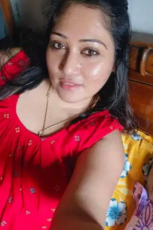 Take the plunge with a Bhabhi call girl in Bhubaneswar and I&amp;#039;ll make you cum hard, my darling.
