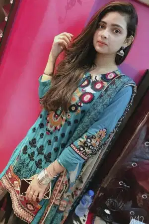Come enjoy a one-of-a-kind experience with a sexy newly married call girl in Ghaziabad.