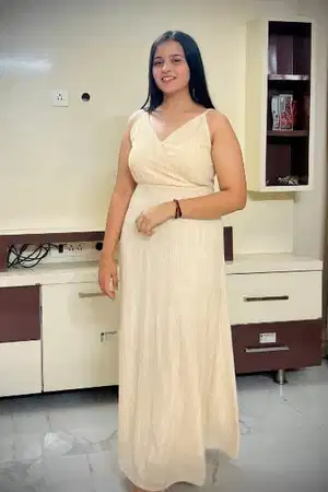 A naughty high-profile call girl in Haridwar, who will give you the best sexual experience.