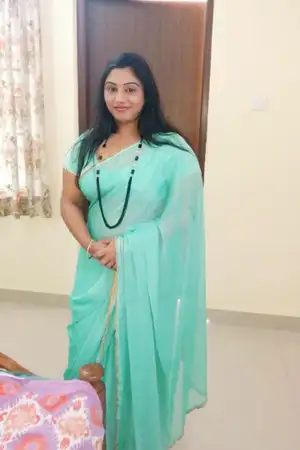 A hot curvy Independent call girl in Jodhpur offering both of online and offline service